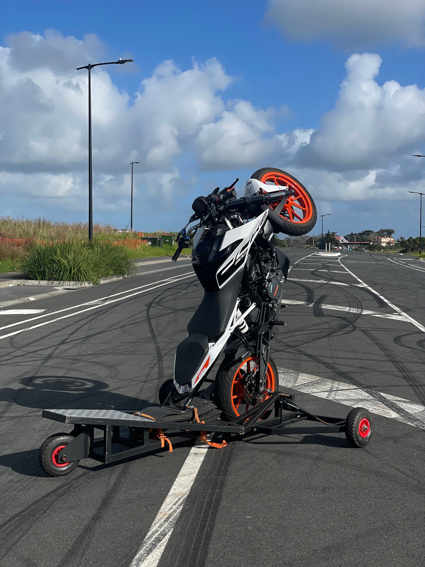 KTM Static Wheelie Machine introduction course (45min)
